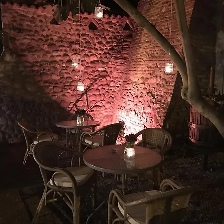 Antica Dimora Del Turco * סונה